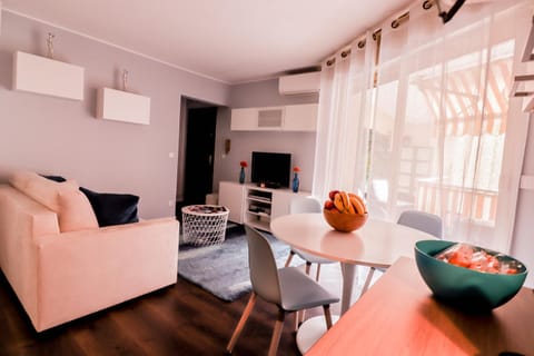 The Princess Monac'home Parking Apartment in Monaco