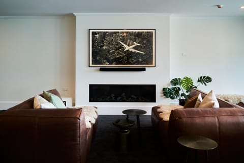 TV and multimedia, Seating area, Evening entertainment, Meeting/conference room, flat iron