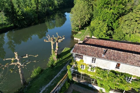 Property building, Bird's eye view