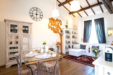White House Apartment in Orvieto