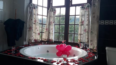 Bathroom, Bath