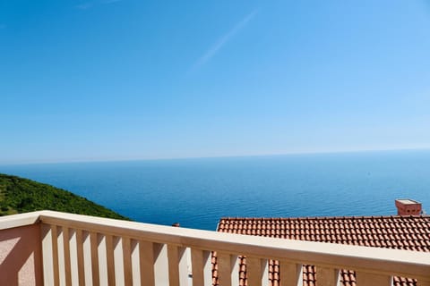 Day, Natural landscape, View (from property/room), Balcony/Terrace, Sea view