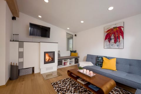 TV and multimedia, Living room