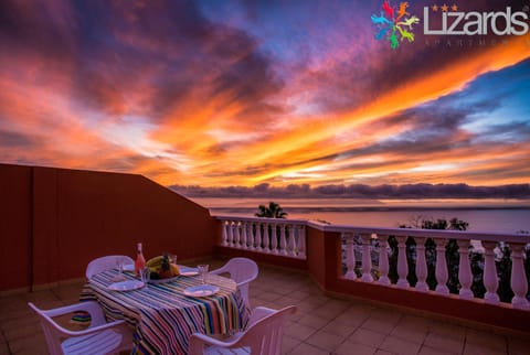 Balcony/Terrace, City view, Landmark view, Sea view