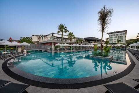 Pool view, Swimming pool