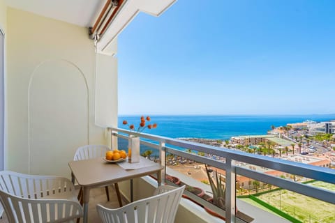 Balcony/Terrace, Seating area, Dining area, Sea view