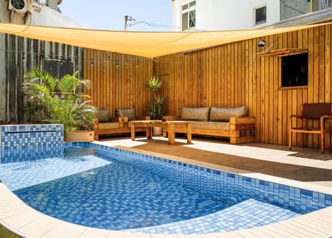 Patio, Communal lounge/ TV room, Day, Game Room, Garden, Evening entertainment, Pool view, Swimming pool, sunbed