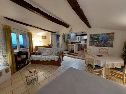 "Le charme provençal" - Studio 4 couchages classé 2 étoiles - Axelle Loc'Appart Apartment in Lorgues