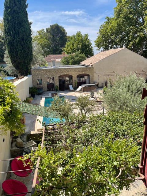 Mas des Armouriers House in Sablet