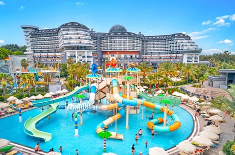 Property building, Day, Natural landscape, Activities, Children play ground, Garden, Guests, Garden view, Pool view, Swimming pool, Entertainment, sunbed