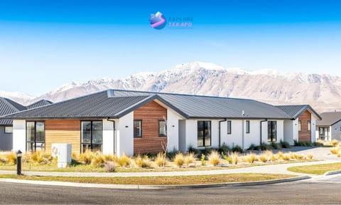 Property building, Day, Mountain view