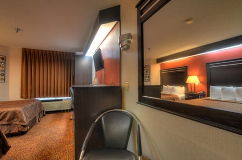 Smoky Mountain Inn & Suites Motel in Cherokee