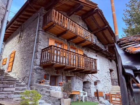 CASA VACANZE NORA House in Valtournenche