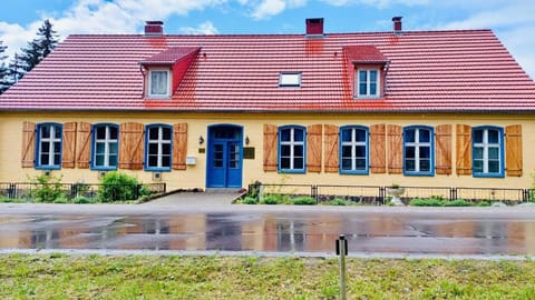 Landhaus Amelrode zu Altwarp Country House in West Pomeranian Voivodeship, Poland