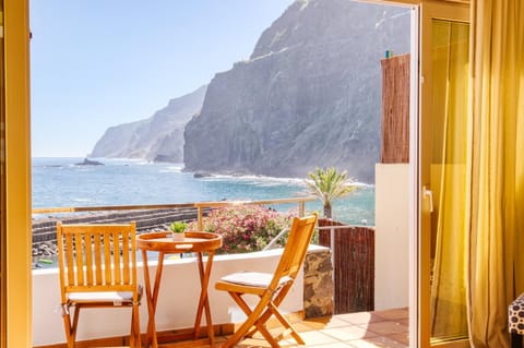 Landmark view, Mountain view, Sea view