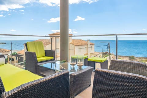 View (from property/room), Balcony/Terrace, Sea view