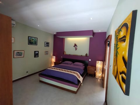 Villa Pilou Bed and Breakfast in Kediri