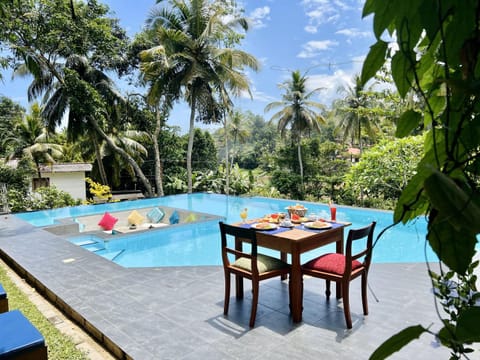 Property building, Swimming pool, Breakfast, sunbed