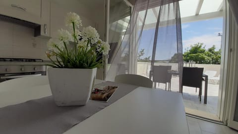 Balcony/Terrace, Dining area