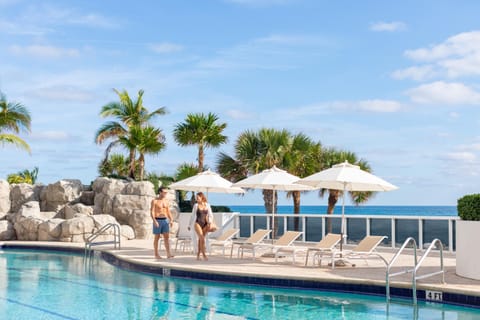 Pool view, Swimming pool