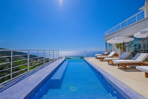 View (from property/room), Pool view
