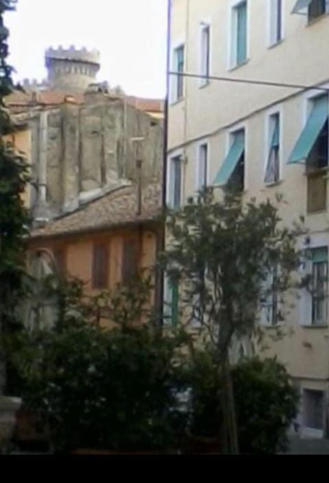 Alloggio Turistico D'Annunzio Apartment in Bracciano