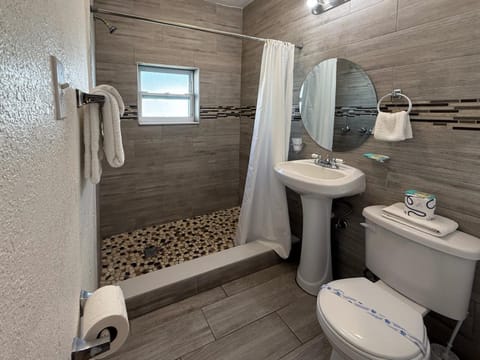 Richard's Motel Extended Stay Hotel in Hallandale Beach