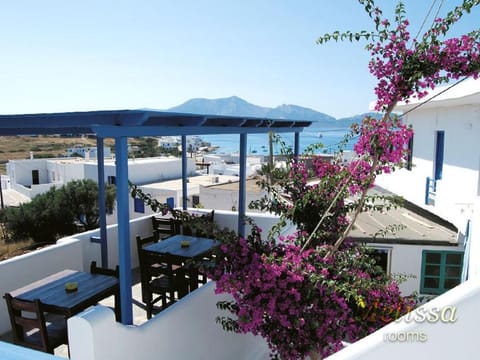 Facade/entrance, Balcony/Terrace, Area and facilities