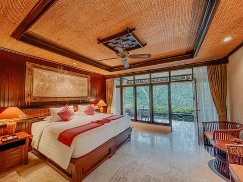 Hotel Tjampuhan Spa Resort in Payangan