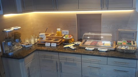 Breakfast, Buffet breakfast