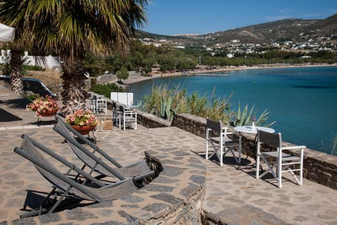 View (from property/room), Balcony/Terrace, Lounge or bar, Beach, Sea view, Swimming pool