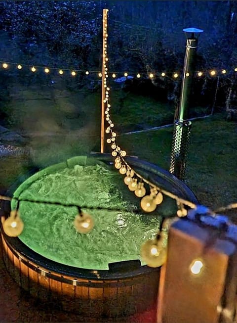 Night, Natural landscape, Hot Tub, Hot Tub, Swimming pool