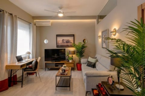 Communal lounge/ TV room, Living room, Lounge or bar