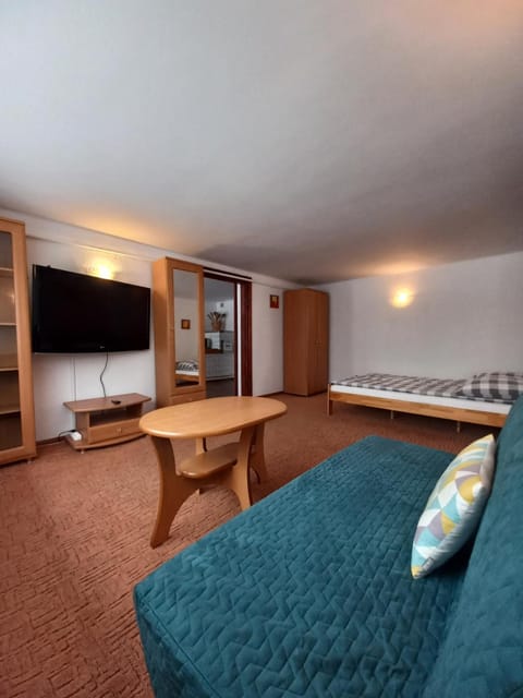 TV and multimedia, Seating area