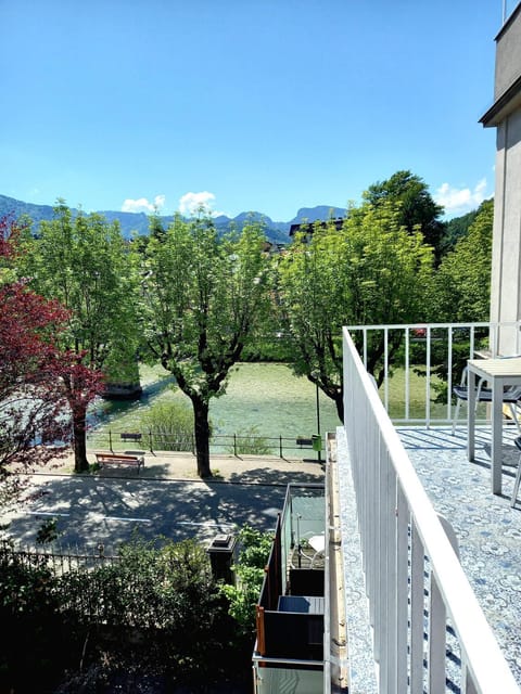 View (from property/room), Balcony/Terrace