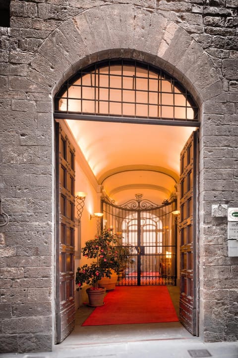 Property building, Facade/entrance