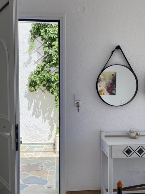 Rania Studios Apartment hotel in Poros