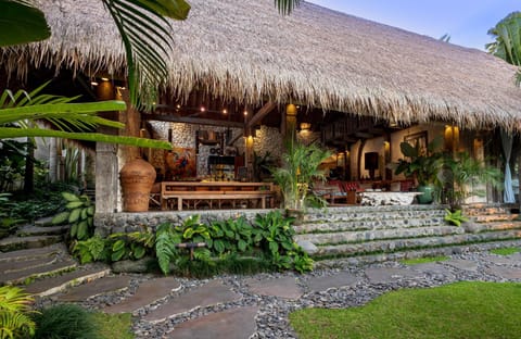 Stone House Bed and Breakfast in Ubud