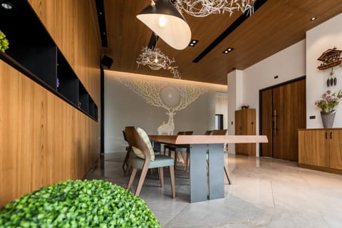 Communal lounge/ TV room, Seating area