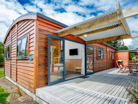 Patio, BBQ facilities, Balcony/Terrace