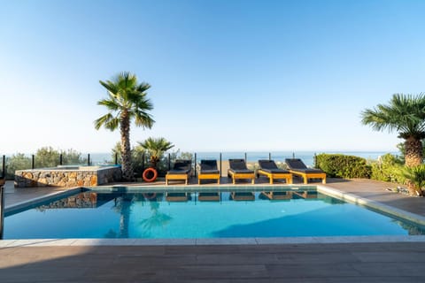 Day, Natural landscape, Pool view, Sea view, Swimming pool, sunbed