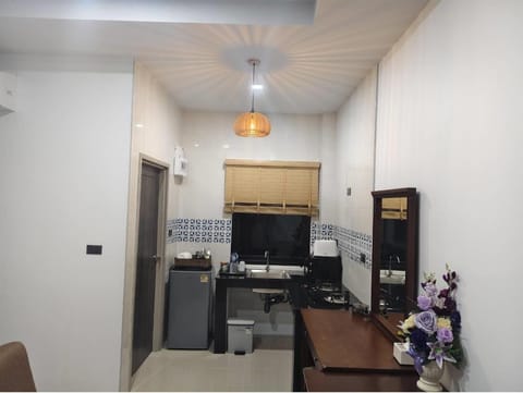 Lanta Daisy Residence Bed and Breakfast in Sala Dan