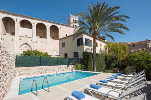 Landmark view, Swimming pool