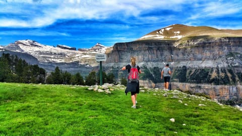 Nearby landmark, Spring, Winter, Summer, Hiking, Autumn, Area and facilities