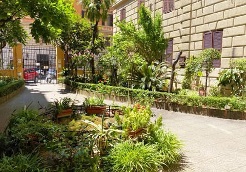 Facade/entrance, View (from property/room), Garden view