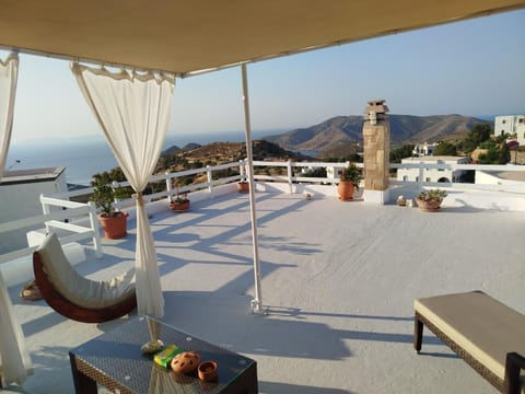 View (from property/room), Balcony/Terrace, Sea view