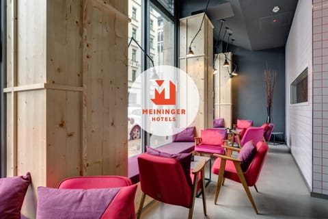 Lounge or bar
