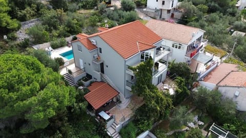 Villa Knez Apartment hotel in Okrug Gornji