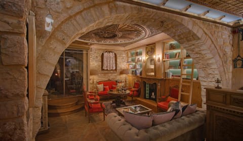 Library, Living room, Lobby or reception, Lounge or bar, Seating area