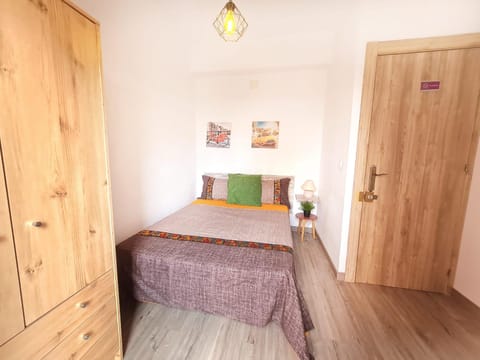 Bed, Photo of the whole room, Bedroom, wardrobe